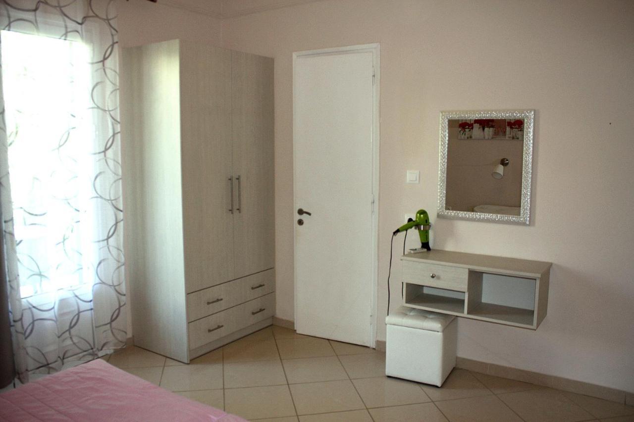Dolphin Apartments パレオカストリッツア エクステリア 写真